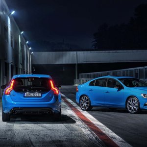 2017-volvo-s60-polestar_100596643_h.jpg